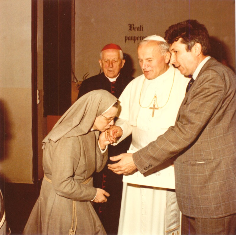 5.jpii marty abbesse