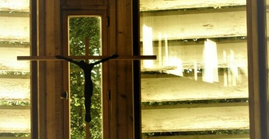 crucifix chapelle Clarisses Senlis